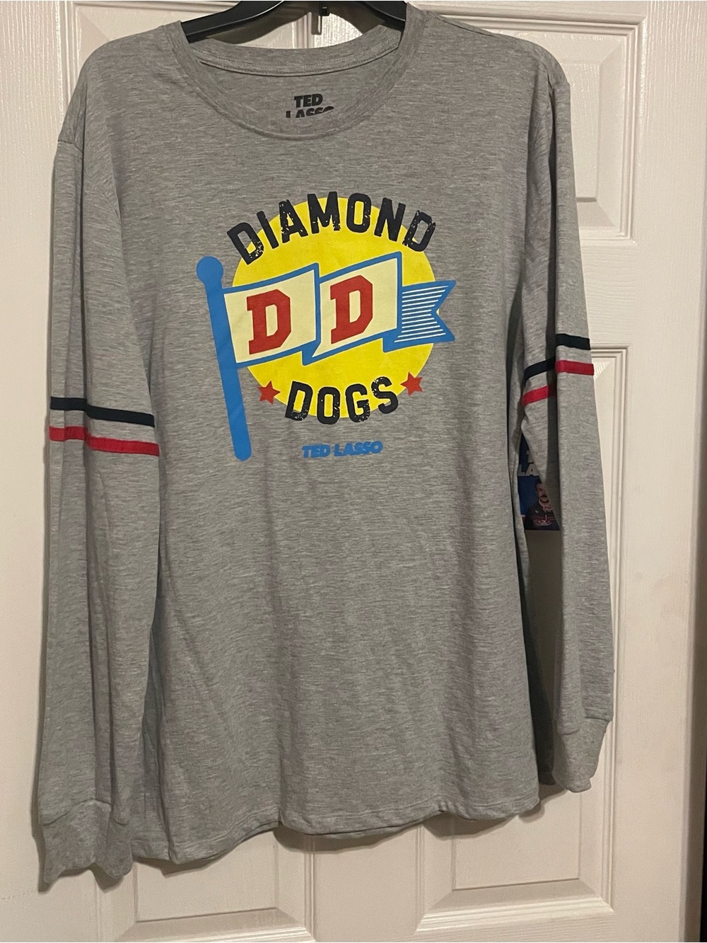 TED LASSO Diamond Dogs Grey Long Sleeve Tee men’s large